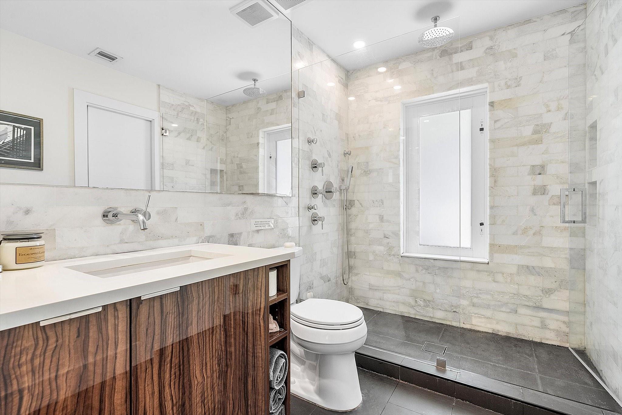 Coral Terrace 45-22 B - Residential