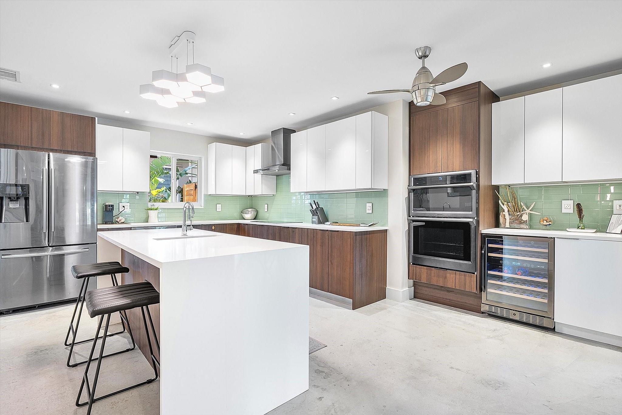 Coral Terrace 45-22 B - Residential