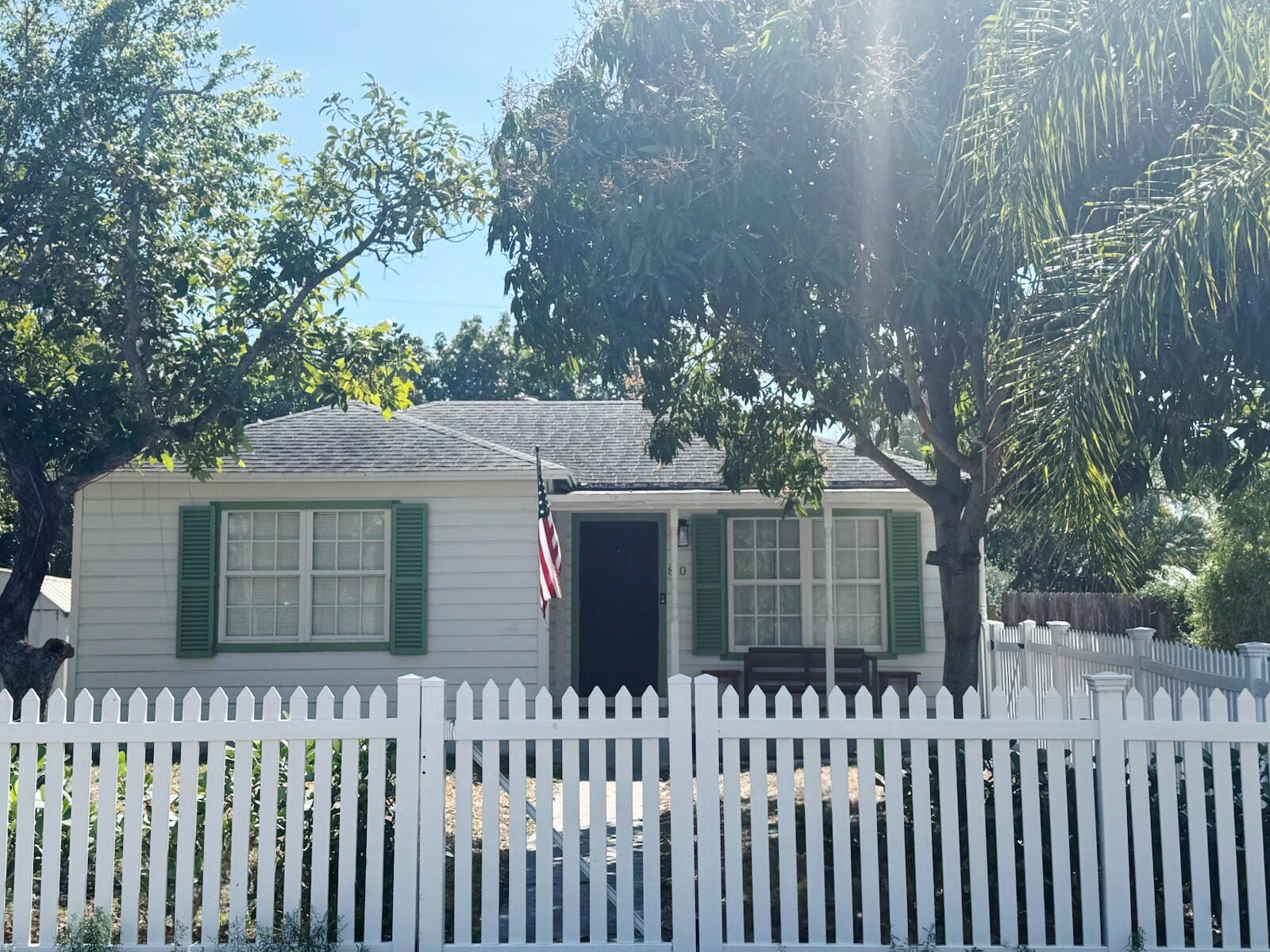 HILLSIDE PARK - Residential