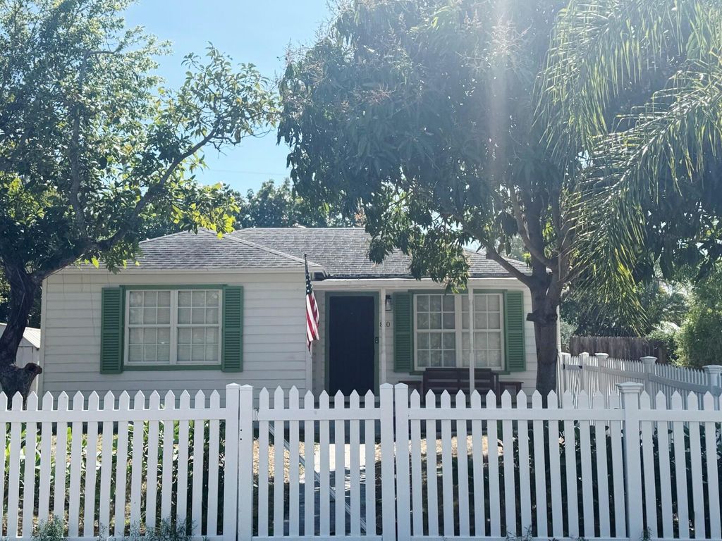 Photo of 810 Franklin Road, West Palm Beach, FL 33405 (MLS # R11165810)