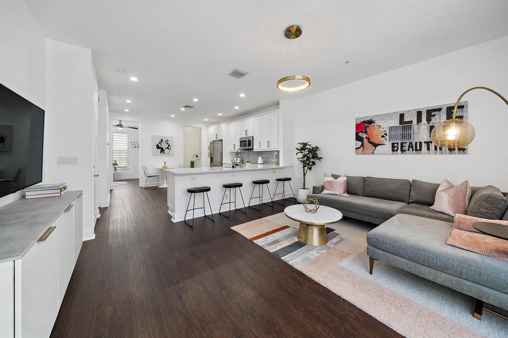 Photo of 113 W Indian Crossing Circle, Jupiter, FL 33458 (MLS # R10902017)