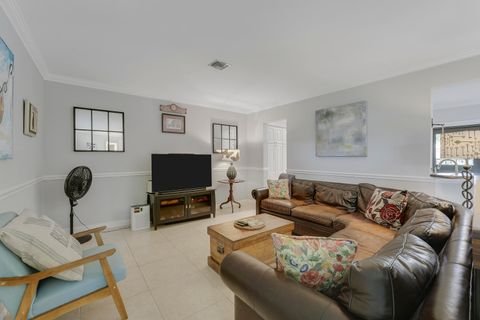 Tiny photo for 109 NE 17th Street, Delray Beach, FL 33444 (MLS # B26040446)