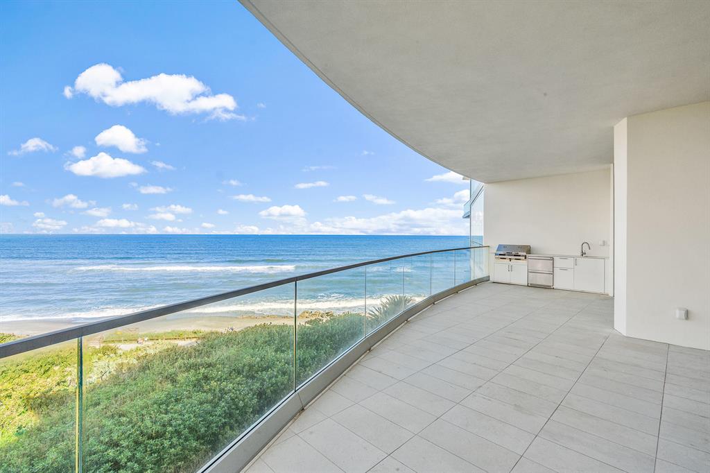 SeaGlass Condominium - Residential