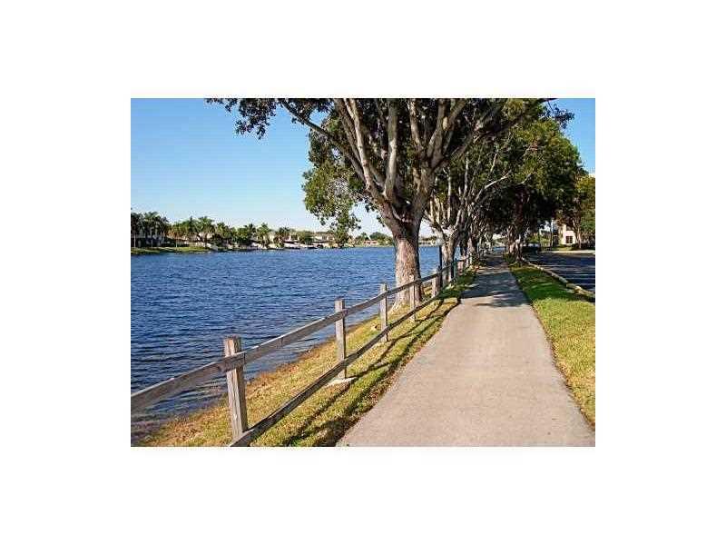 Colony Point - Residential