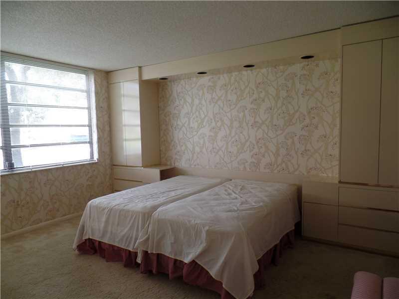 Colony Point - Residential