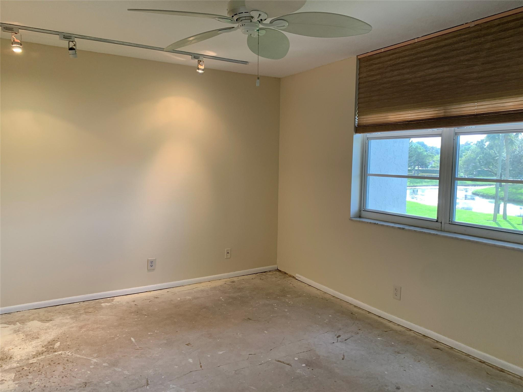 Pine Island Ridge - Residential