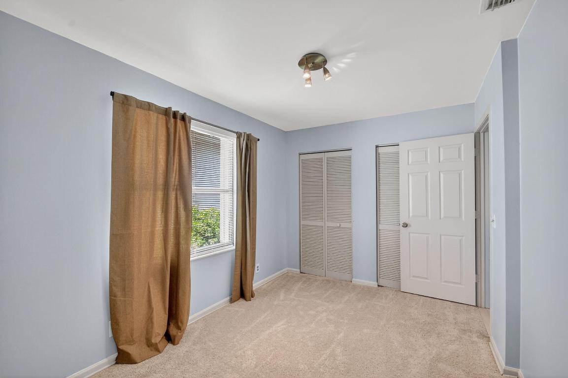 MANGO VILLAS TOWNHOUSE - Residential