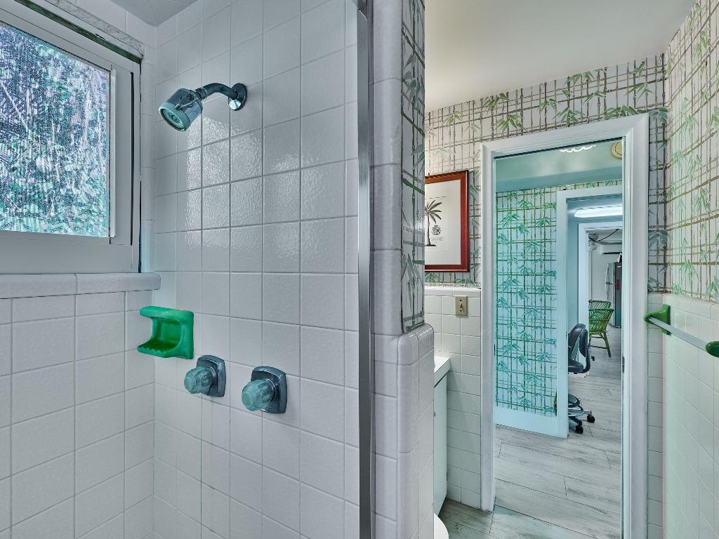 BEULAH HEIGHTS - Residential Lease