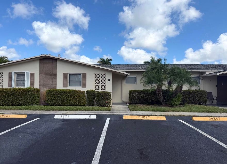 1-bedroom, 1.5-bath rental in a desirable 55+ community. Ideally located near the clubhouse and community amenities, offering convenient access to the pool and a variety of social activities. Water and cable are included.