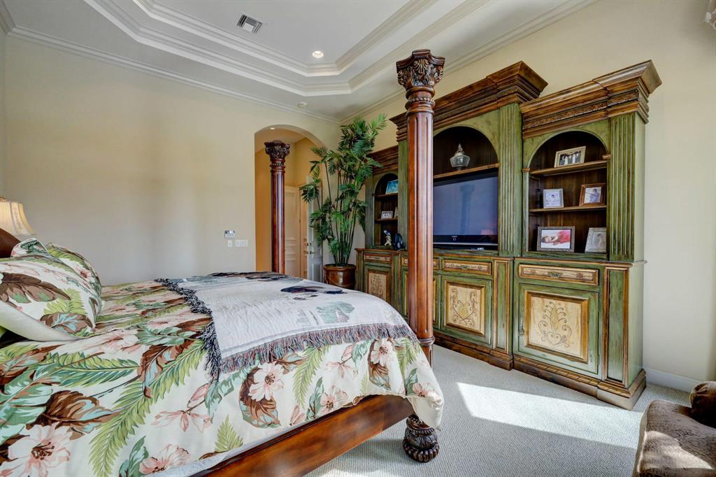 HARBOUR ISLES - Residential