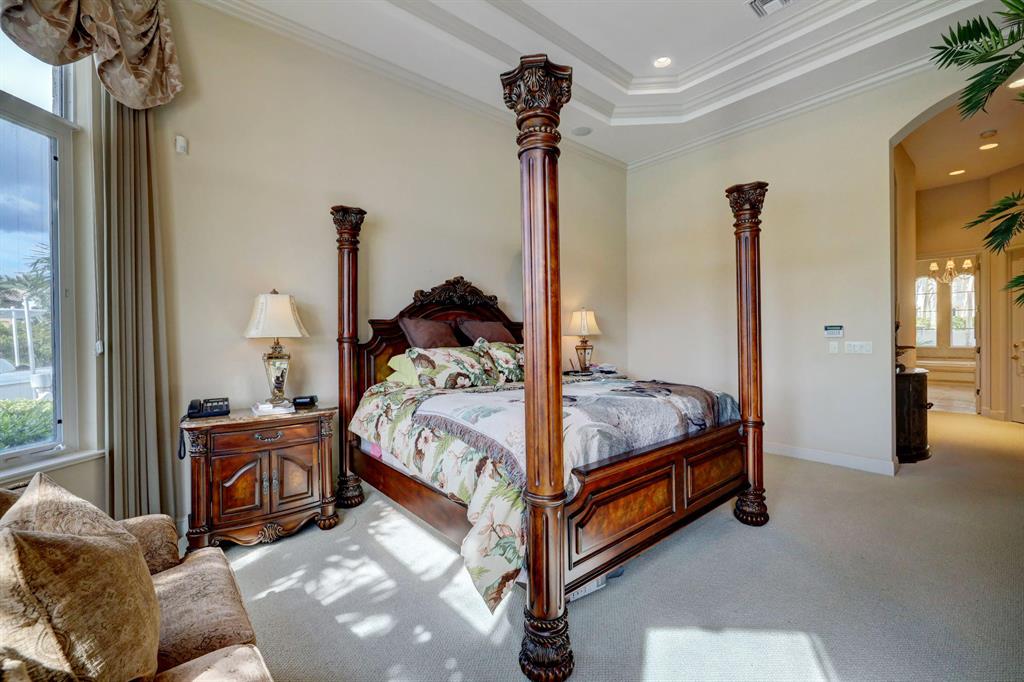 HARBOUR ISLES - Residential