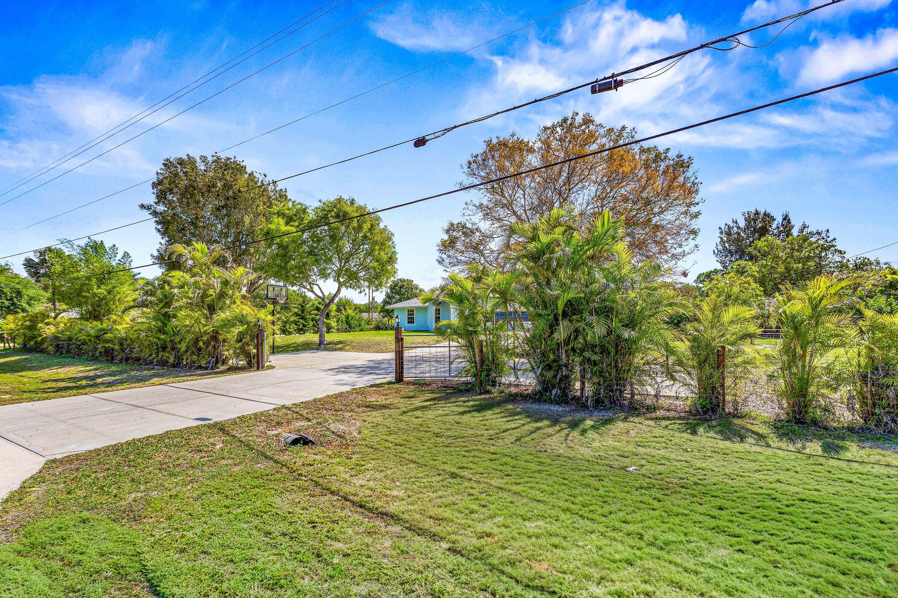 4646 Calamondin Boulevard