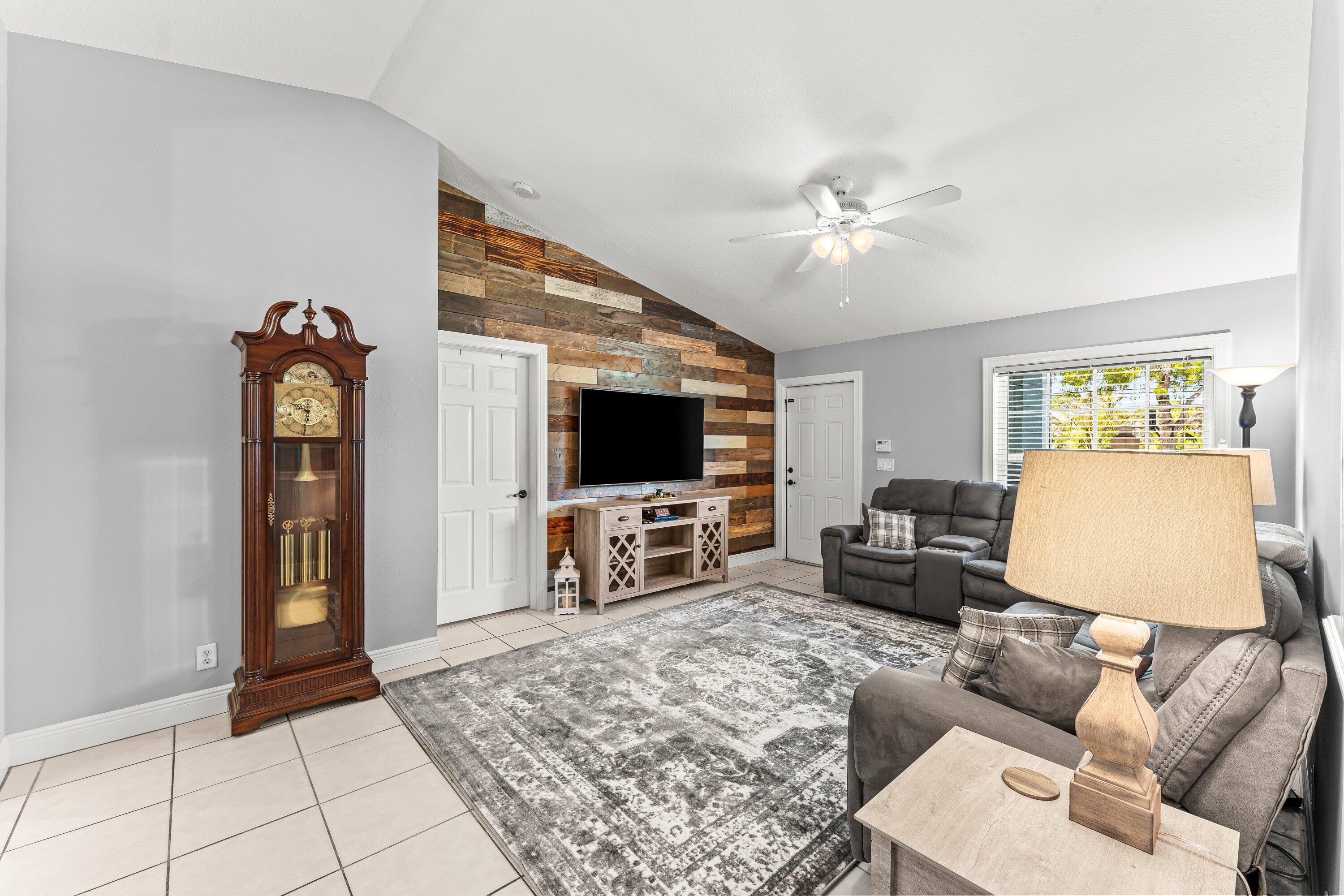 The Acreage - Residential