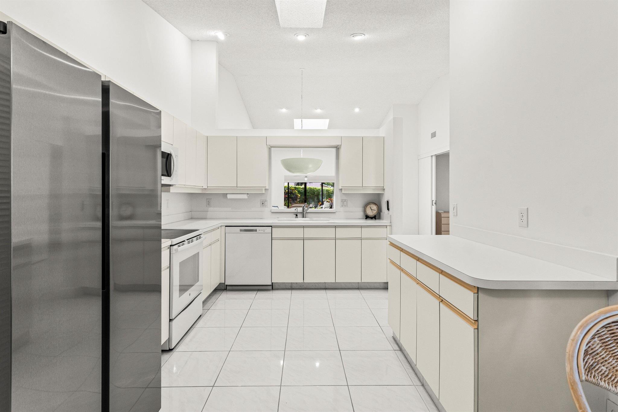 PARKSHORE - Residential