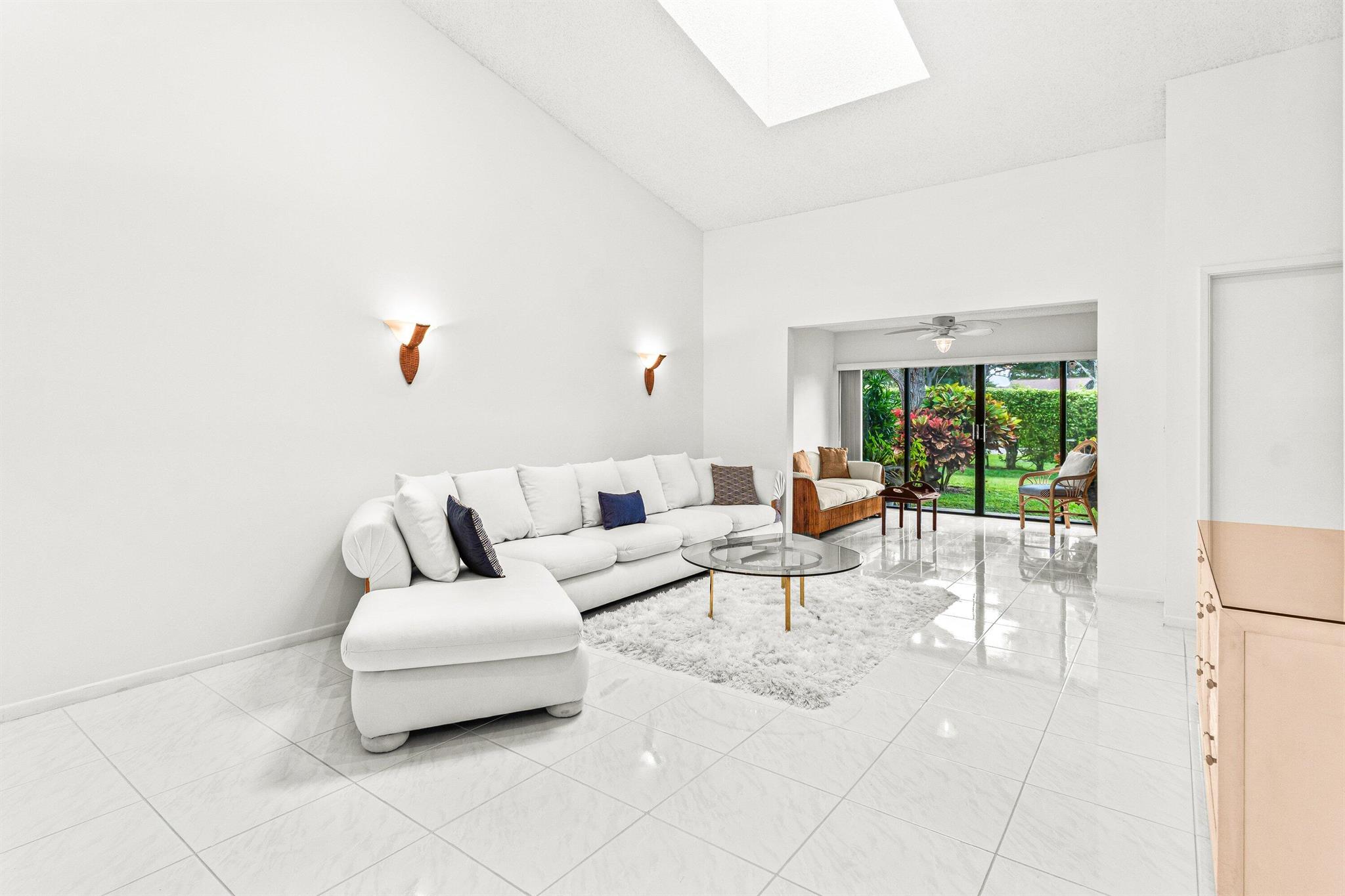 PARKSHORE - Residential