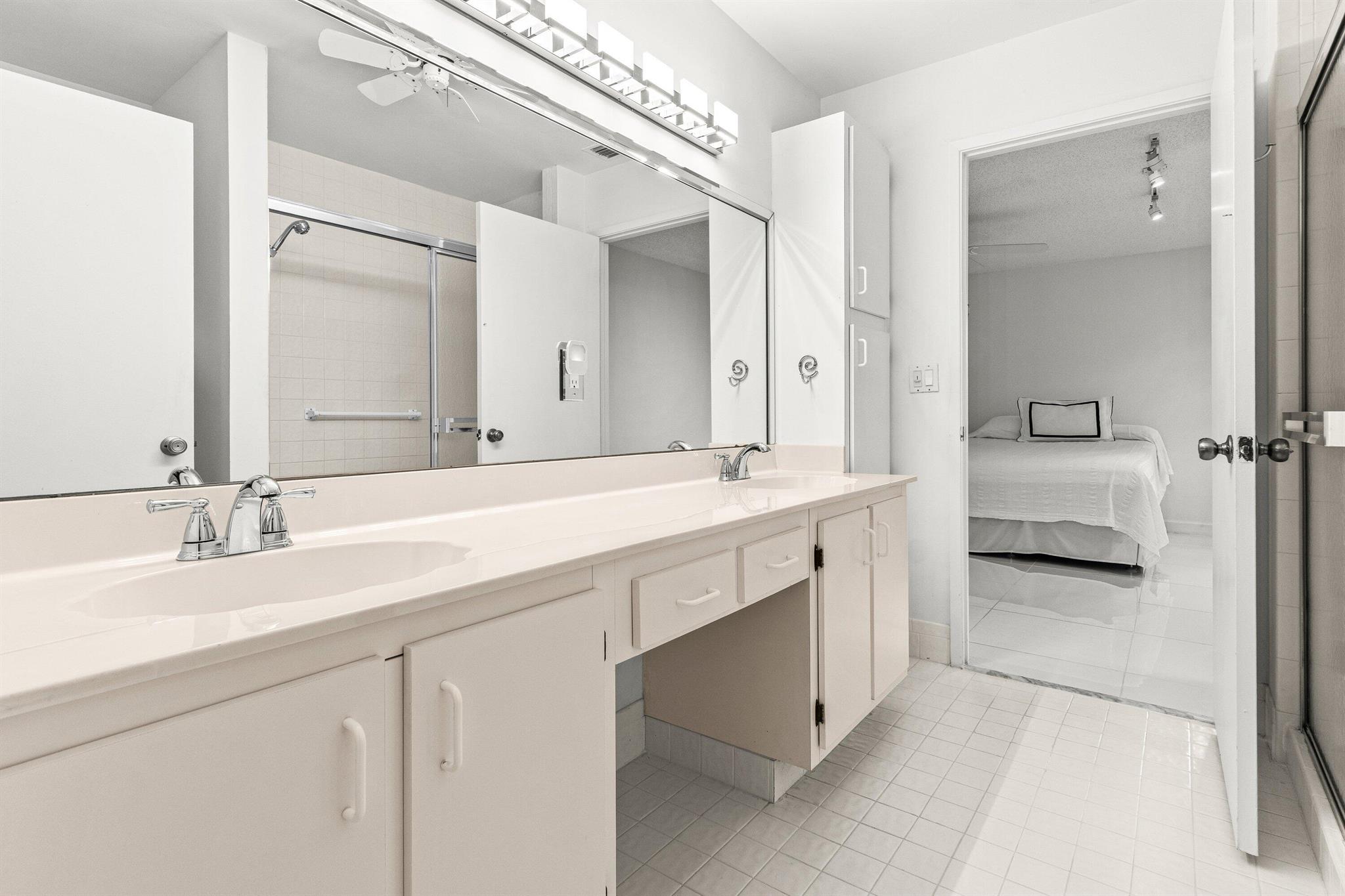 PARKSHORE - Residential