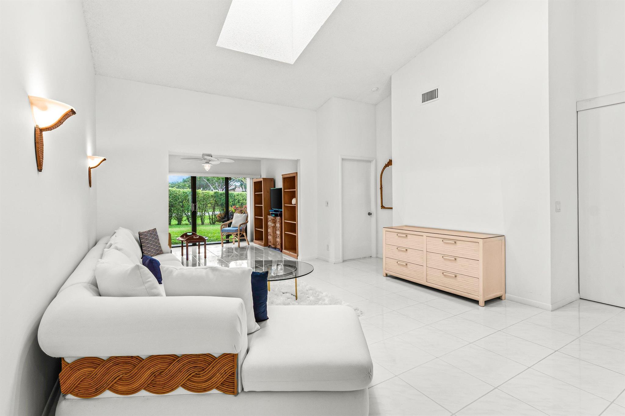 PARKSHORE - Residential