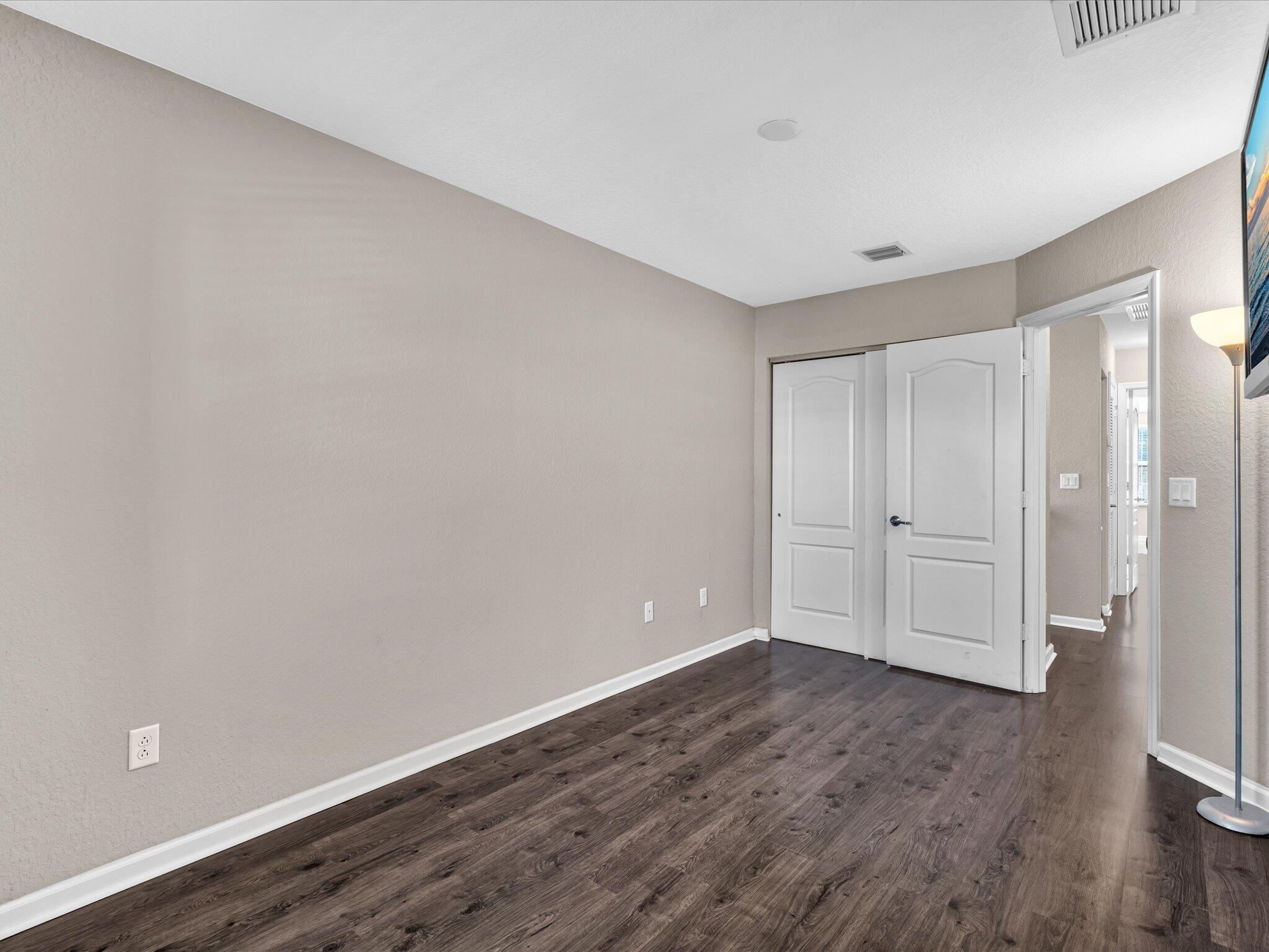 COLONY RESERVE AT LAKE WORTH - Residential