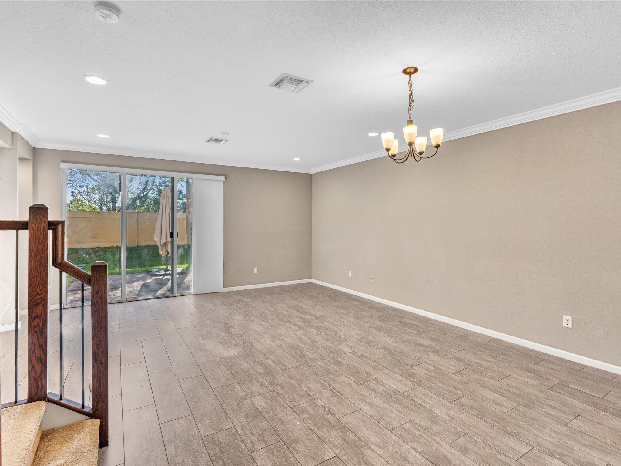 COLONY RESERVE AT LAKE WORTH - Residential