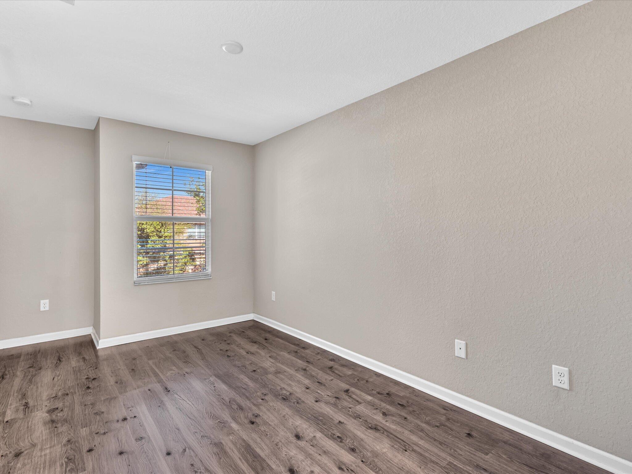 COLONY RESERVE AT LAKE WORTH - Residential