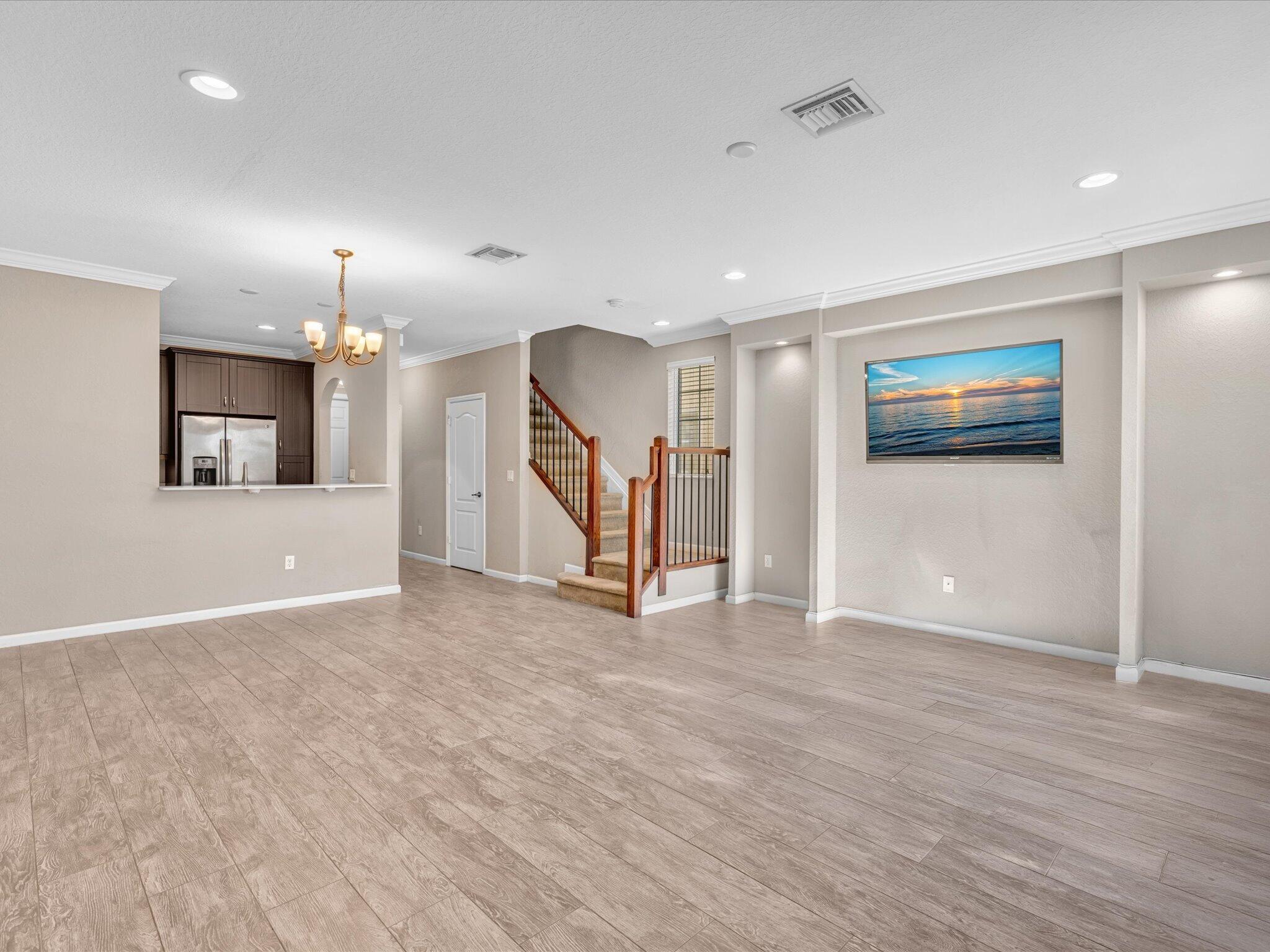 COLONY RESERVE AT LAKE WORTH - Residential