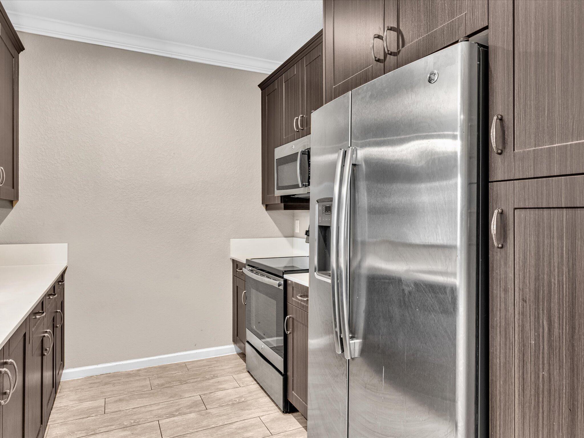 COLONY RESERVE AT LAKE WORTH - Residential