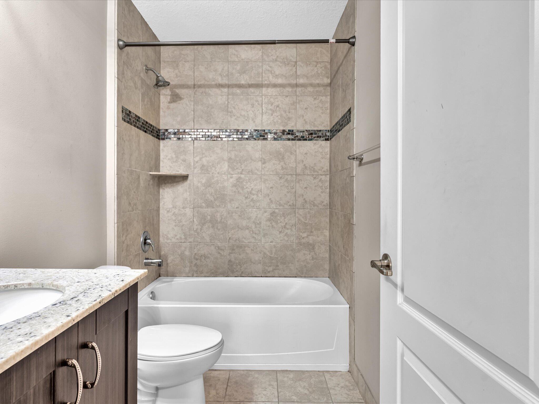 COLONY RESERVE AT LAKE WORTH - Residential