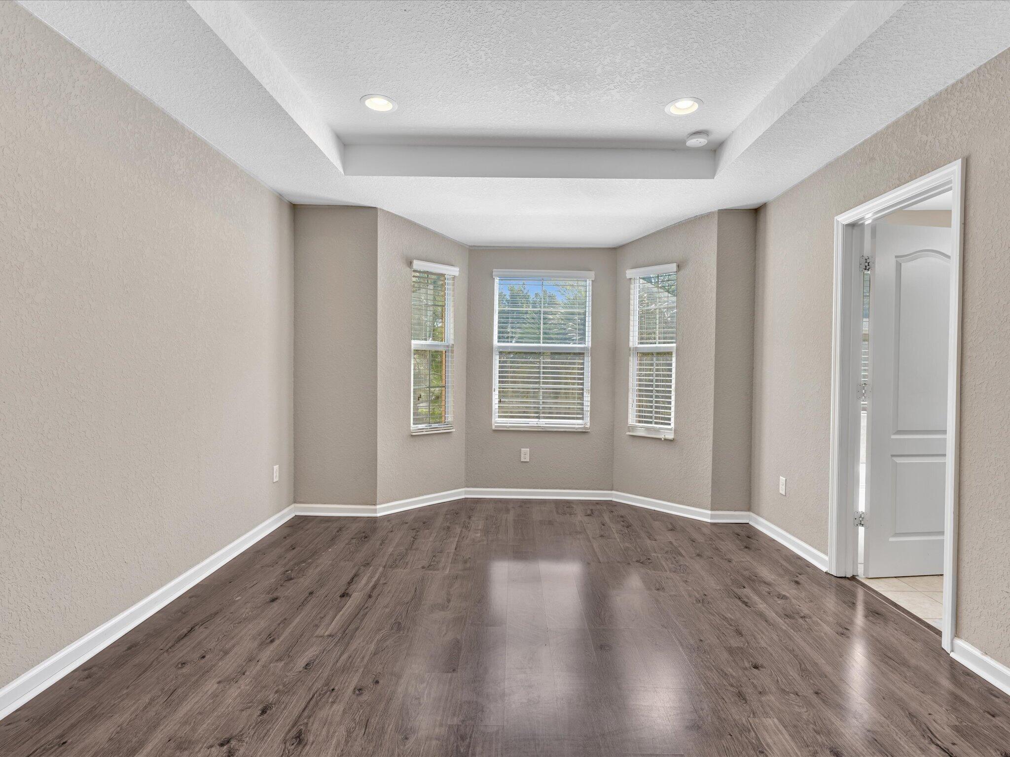 COLONY RESERVE AT LAKE WORTH - Residential