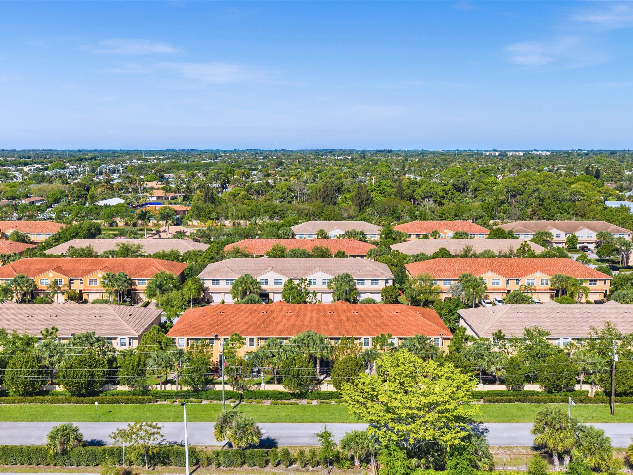 COLONY RESERVE AT LAKE WORTH - Residential
