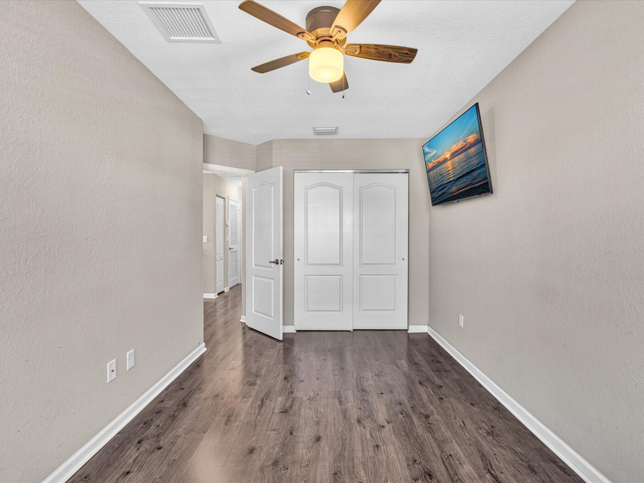 COLONY RESERVE AT LAKE WORTH - Residential