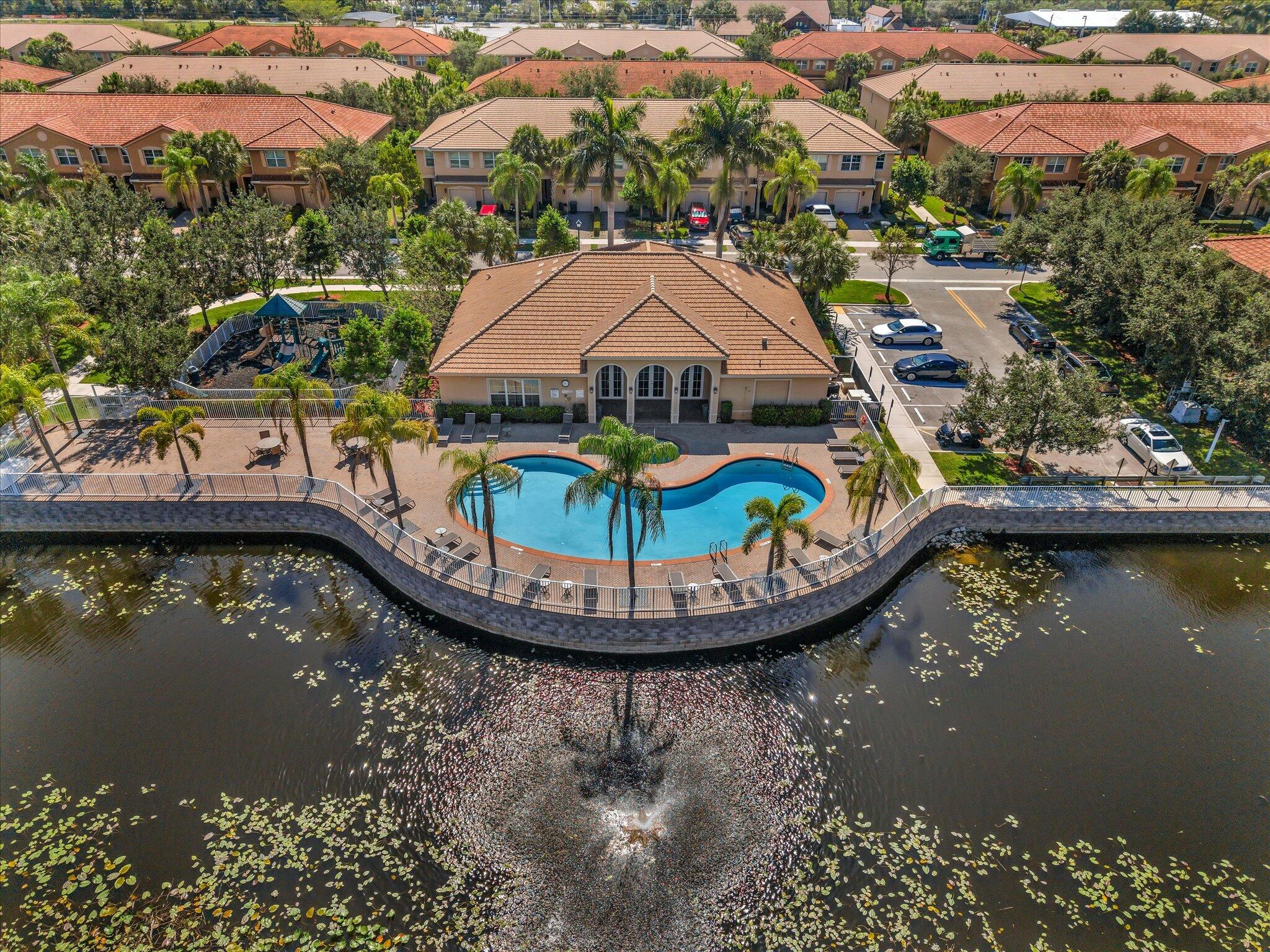 COLONY RESERVE AT LAKE WORTH - Residential