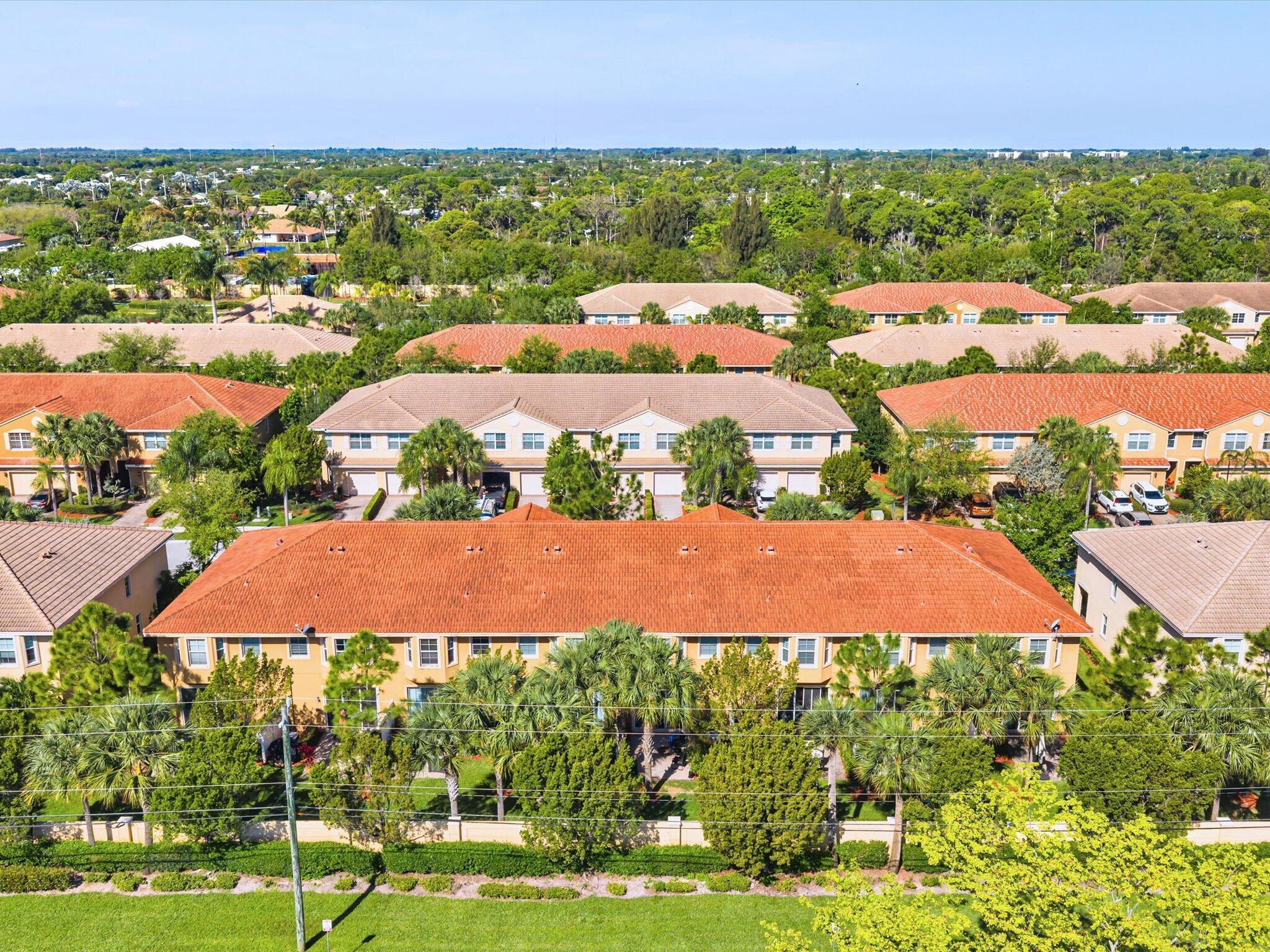 COLONY RESERVE AT LAKE WORTH - Residential
