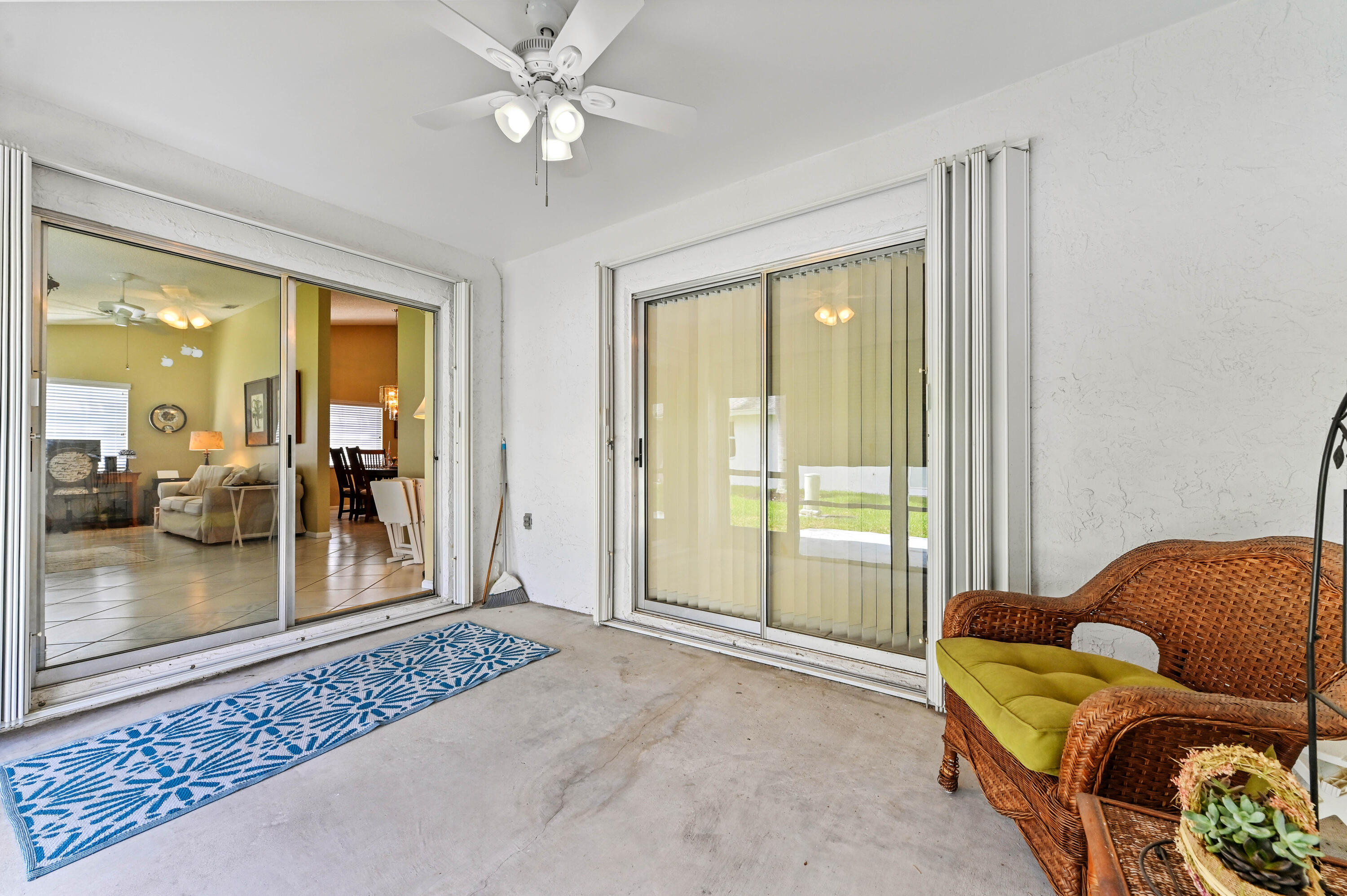 CYPRESS LAKES - Residential