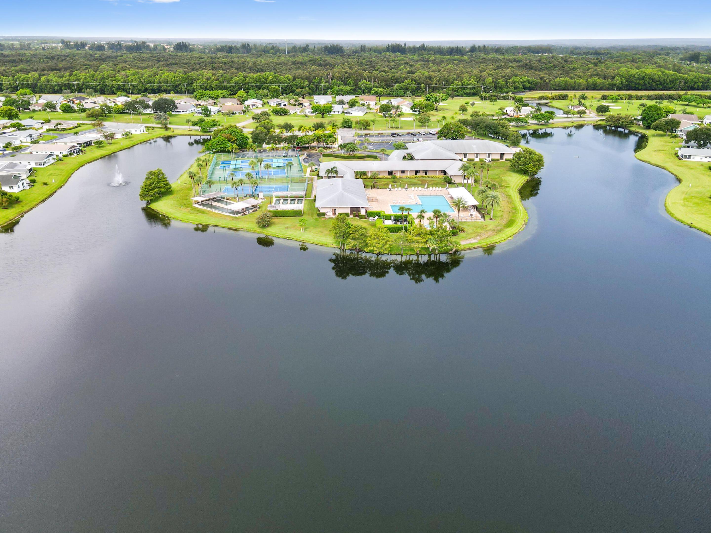 CYPRESS LAKES - Residential