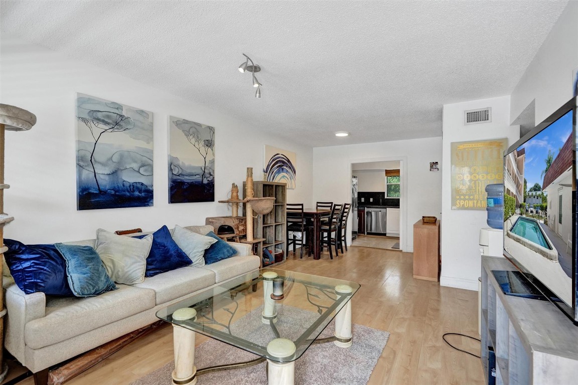 601 SE 5th Court 309