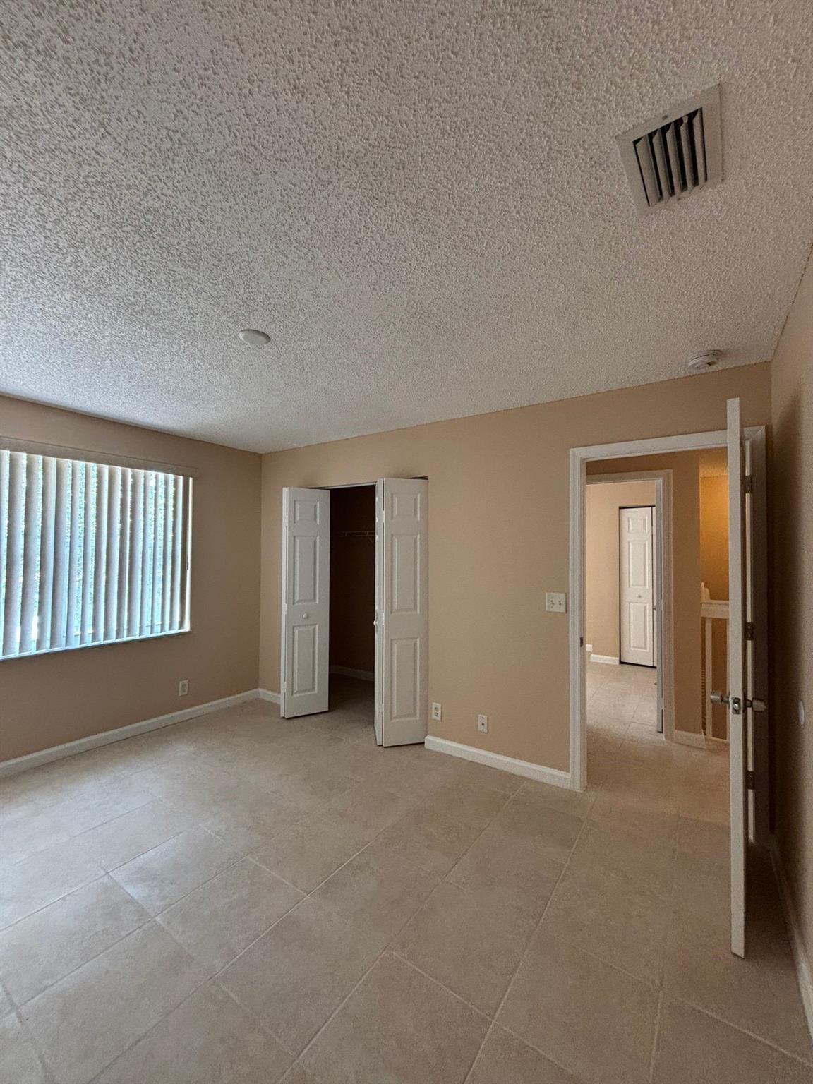 S & R Of Inverrary Prcl O - Residential Lease