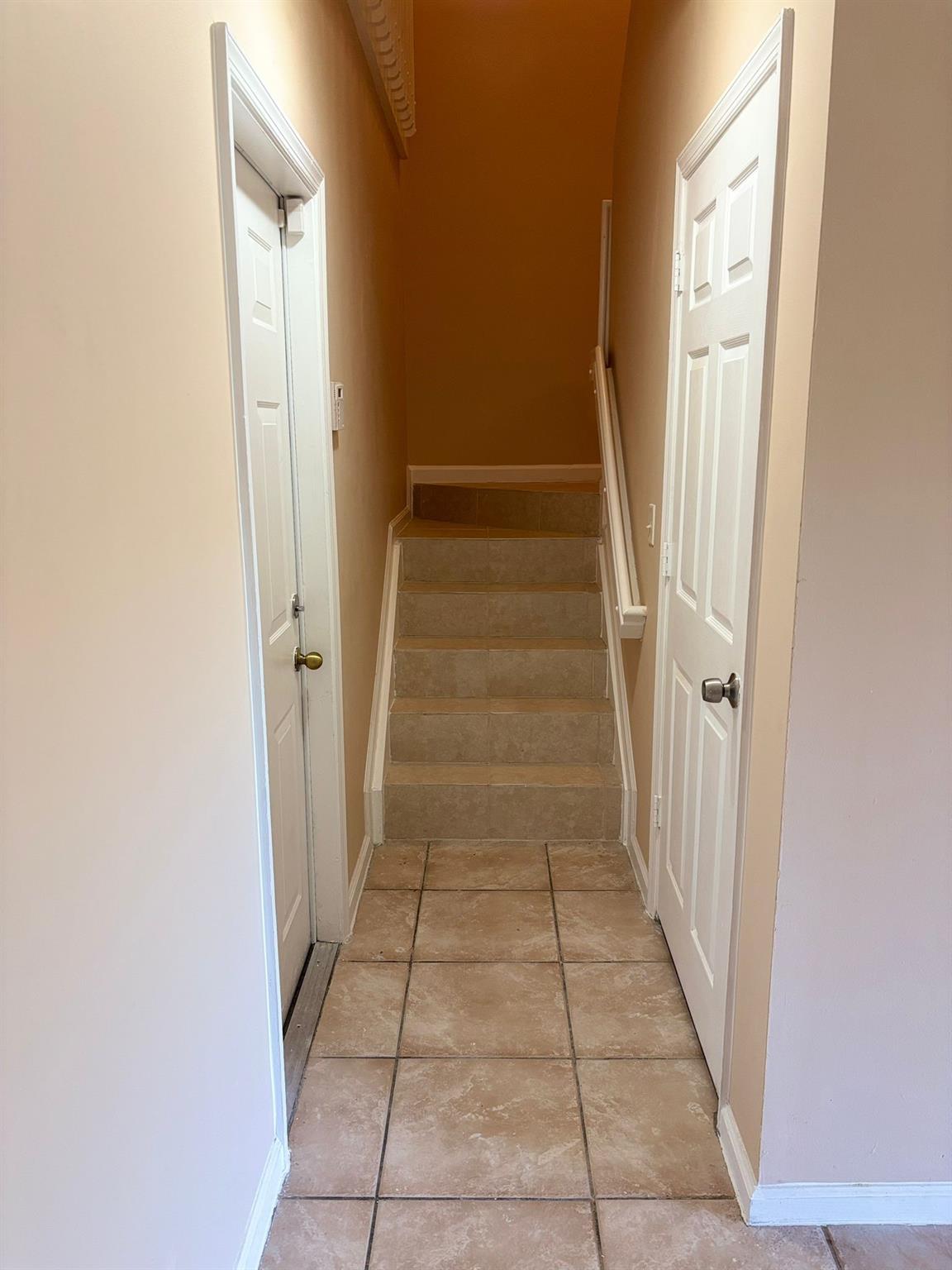 S & R Of Inverrary Prcl O - Residential Lease