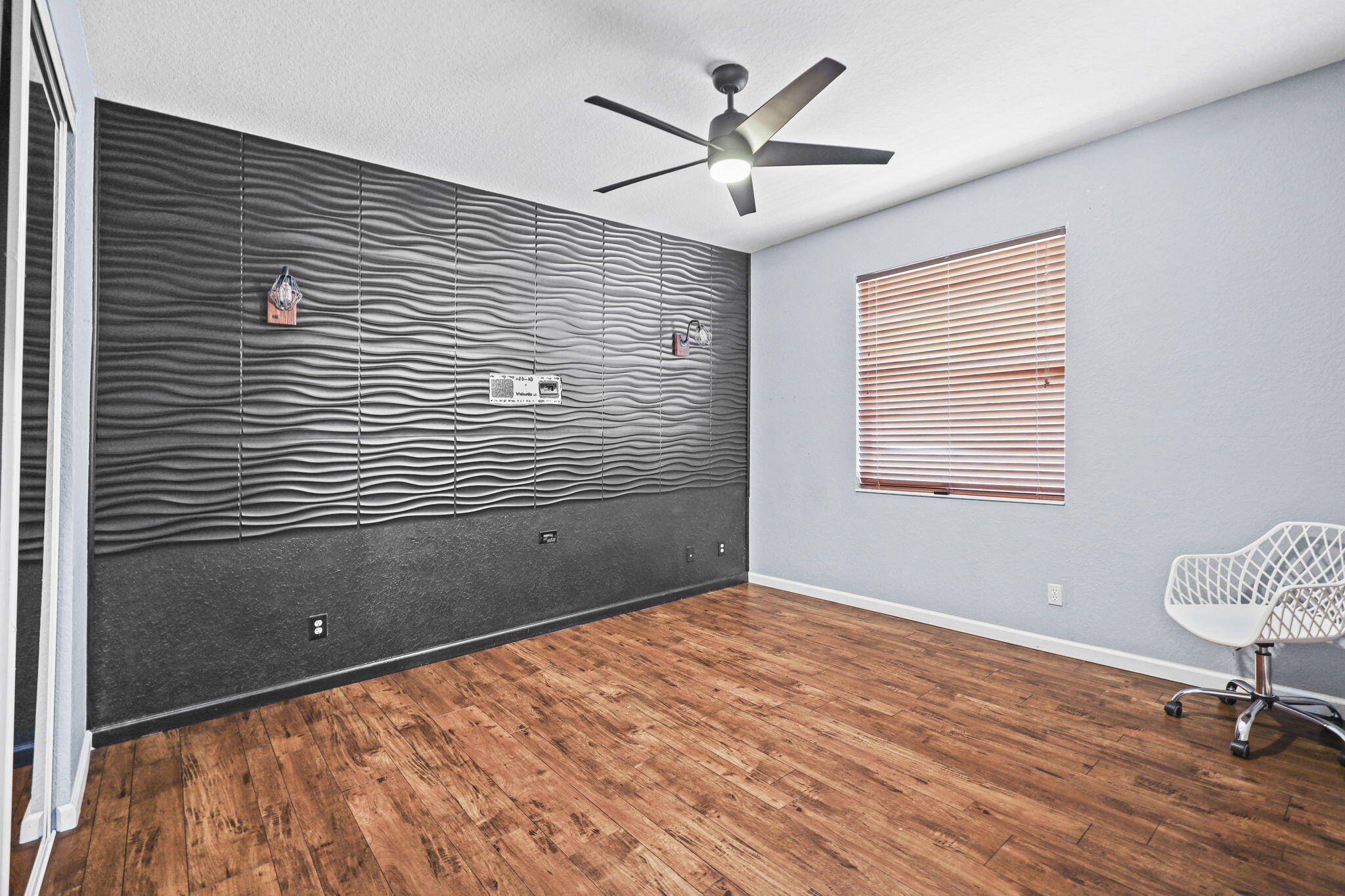 FOURTH  REPLAT OF PORTOFINO ISLES - Residential