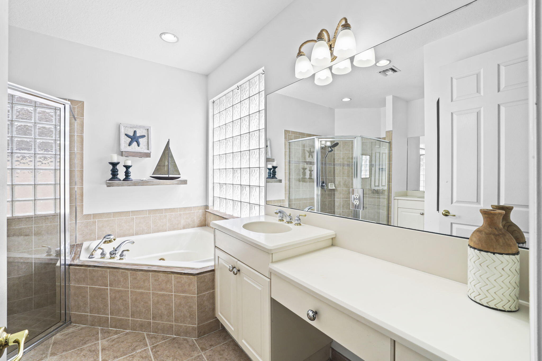 FOURTH  REPLAT OF PORTOFINO ISLES - Residential