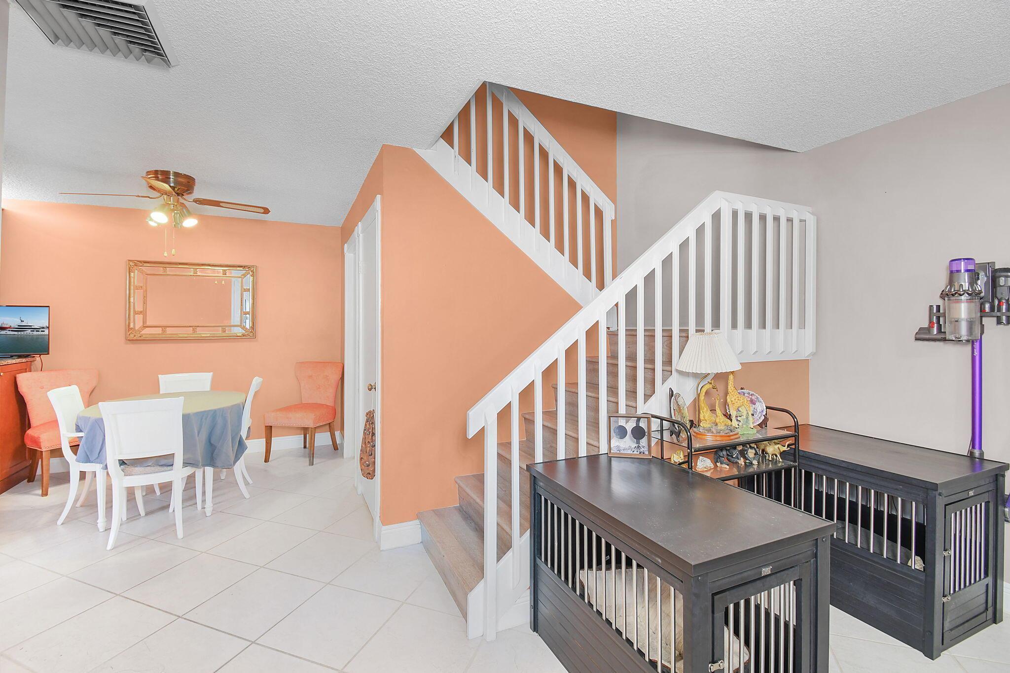 1117 11th Way, West Palm Beach, FL, 33407/$265,000 4 1117 11th Way