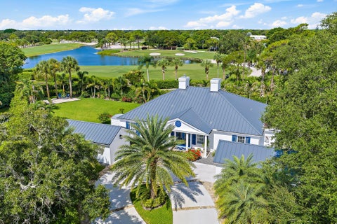Photo of 9906 SE Mahogany Way, Jupiter, FL 33469 (MLS # B26060284)