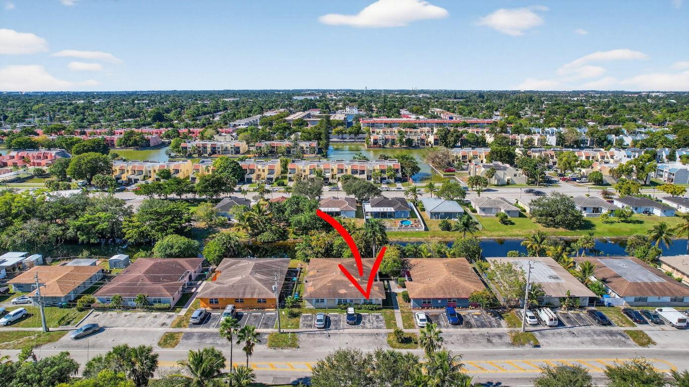 SUNSHINE VILLAS FIRST ADD - Residential Lease