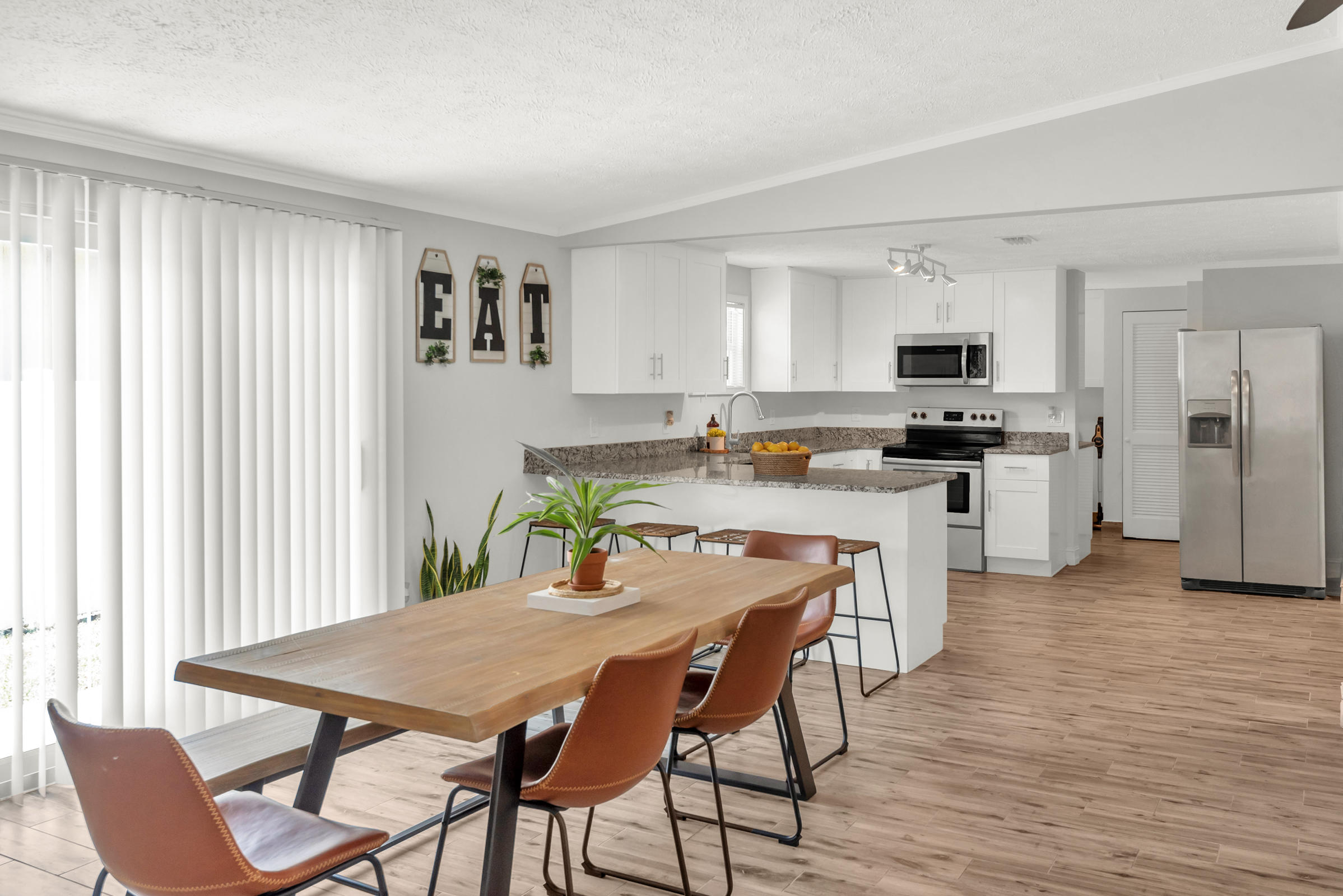 LAKE BOYNTON ESTATES 1 - Residential