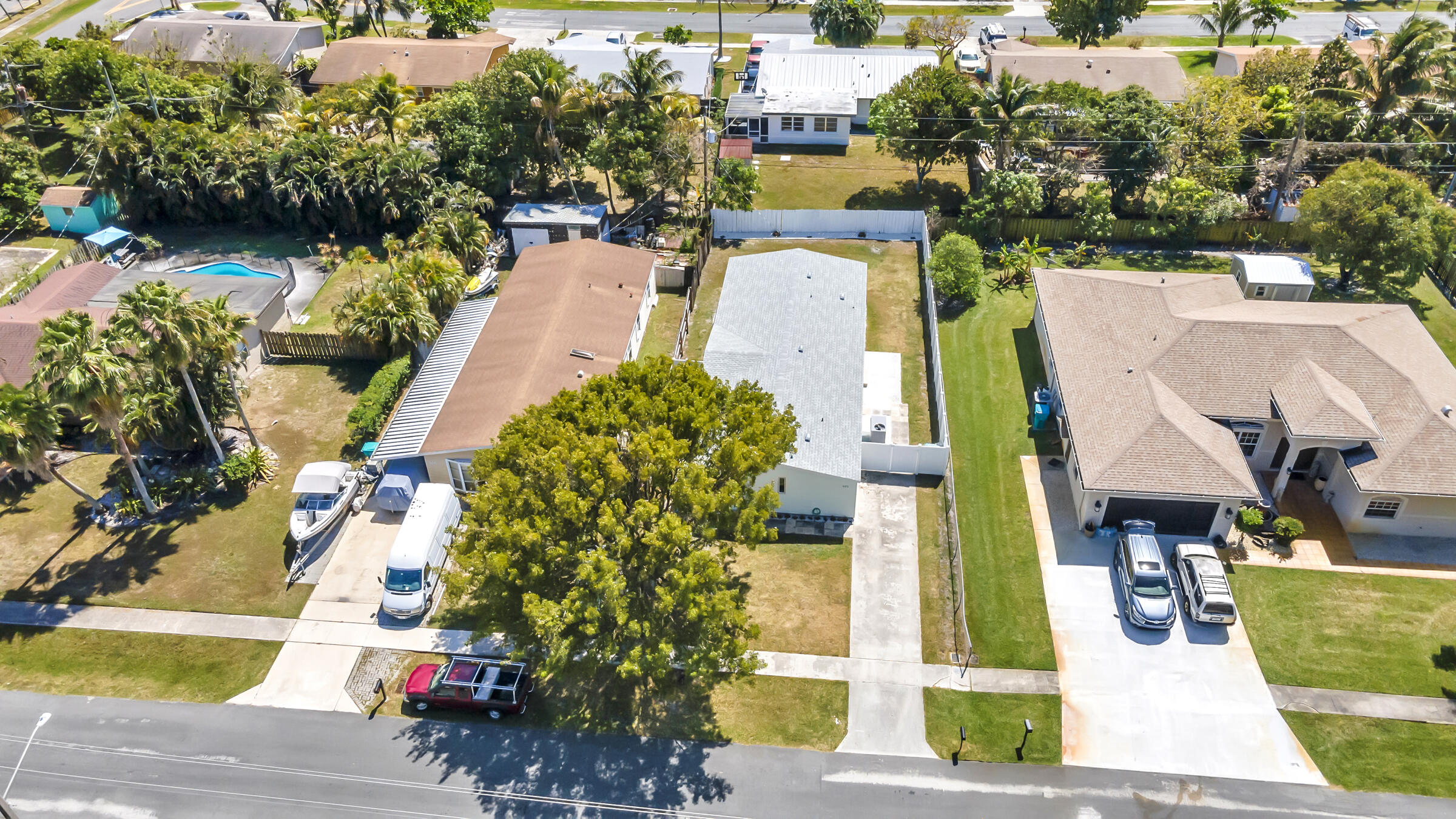 LAKE BOYNTON ESTATES 1 - Residential