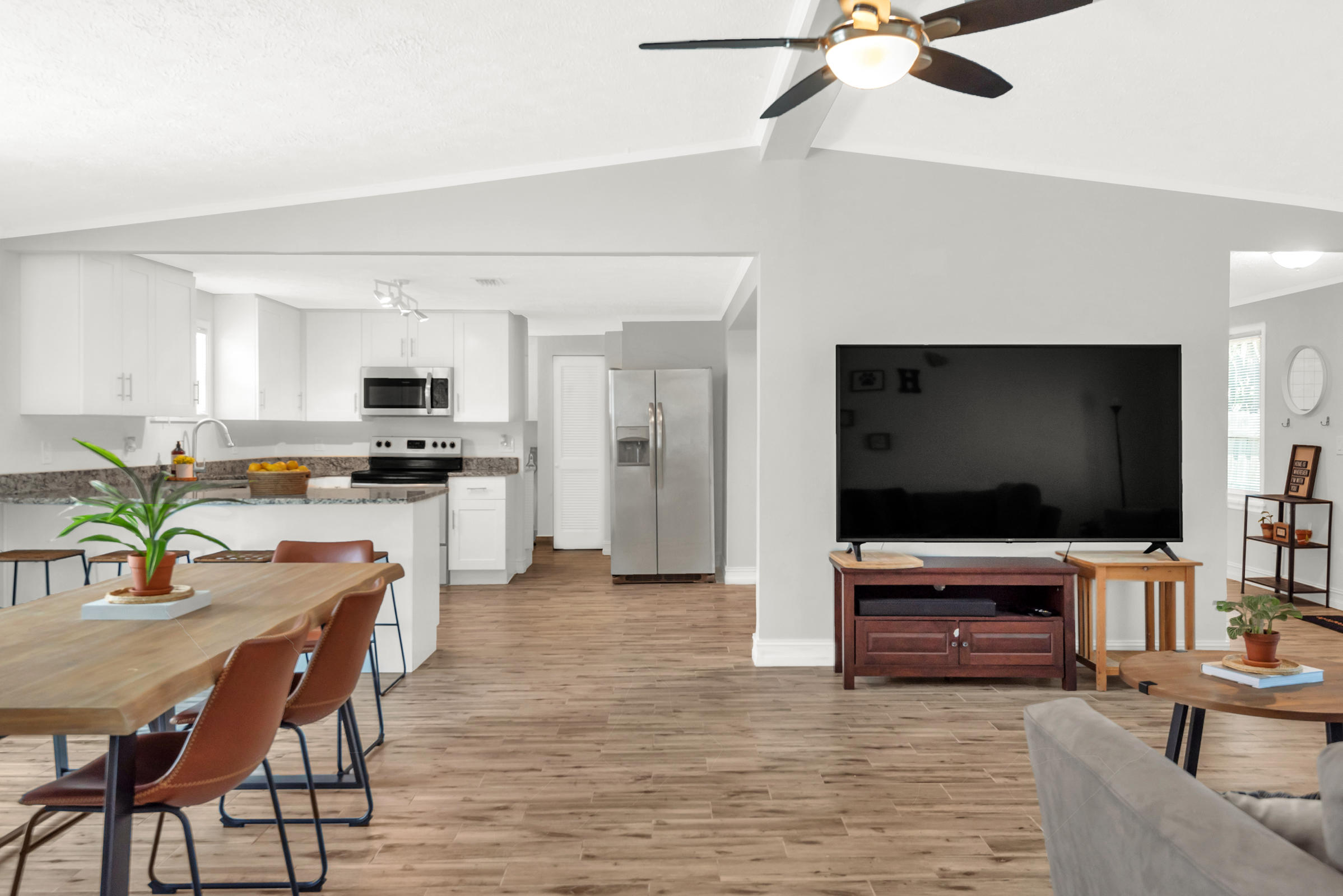 LAKE BOYNTON ESTATES 1 - Residential