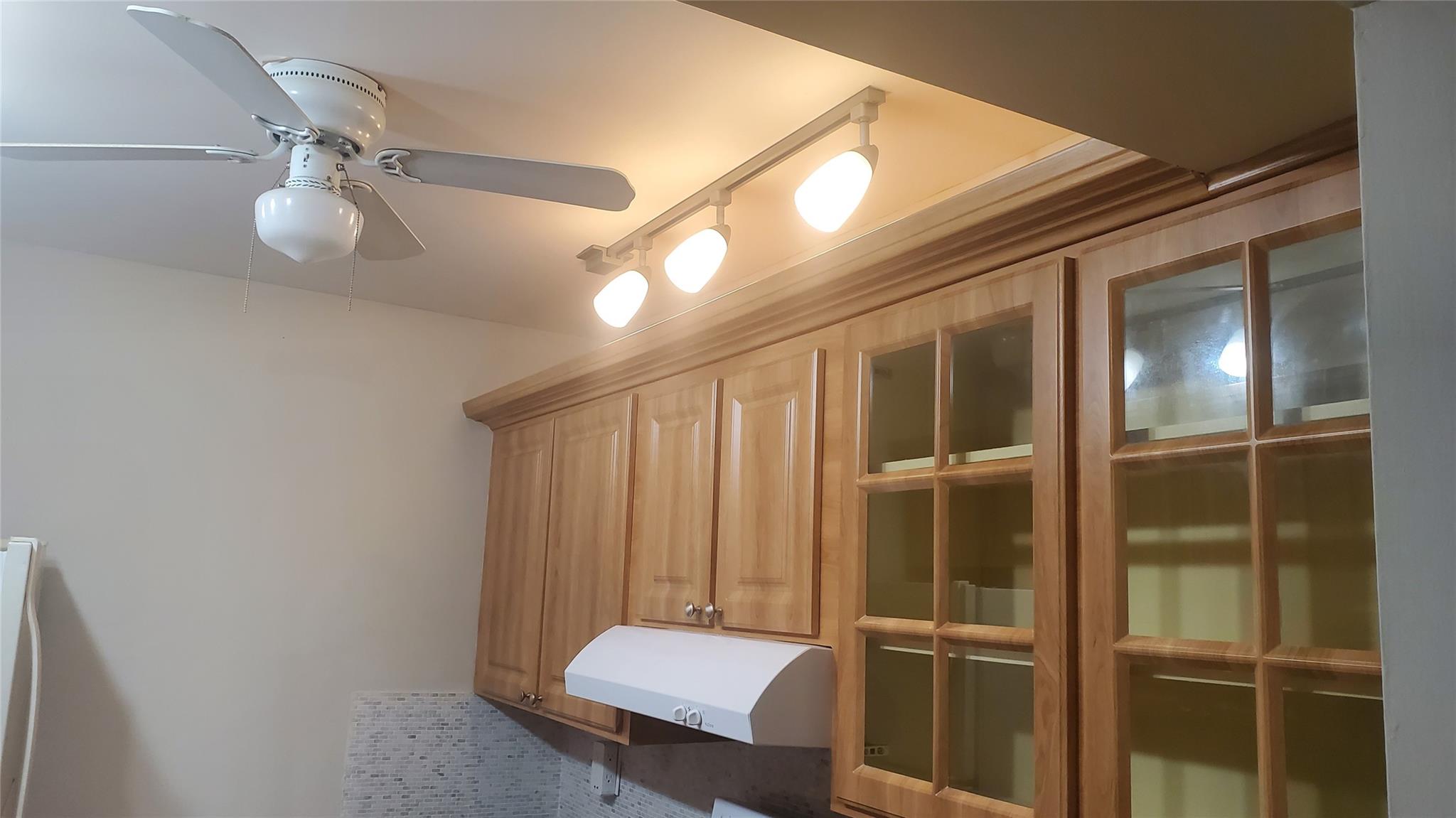 VILLA LAGO - Residential