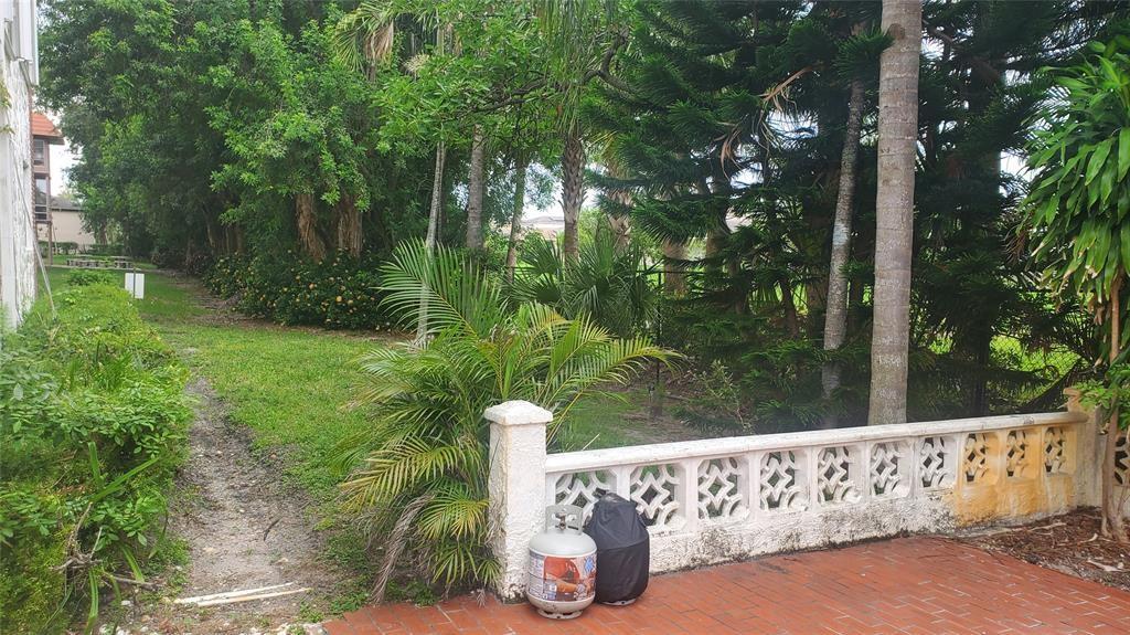 VILLA LAGO - Residential