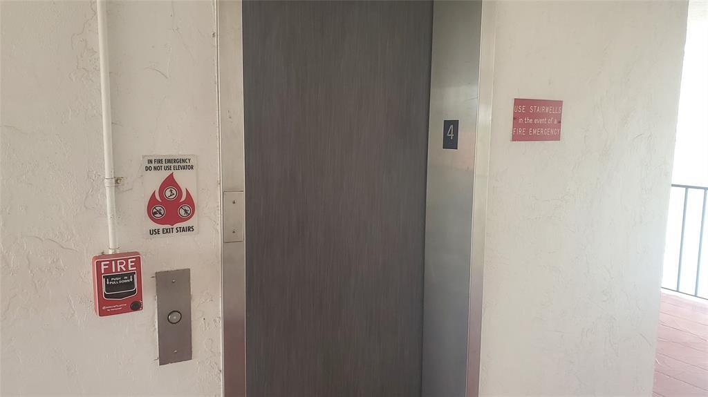 VILLA LAGO - Residential