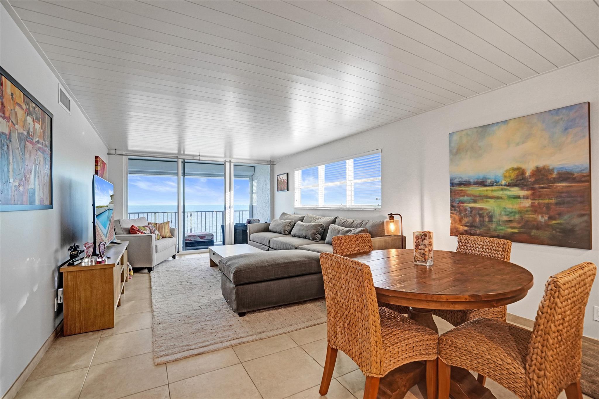 Tha Residence Condo - Residential