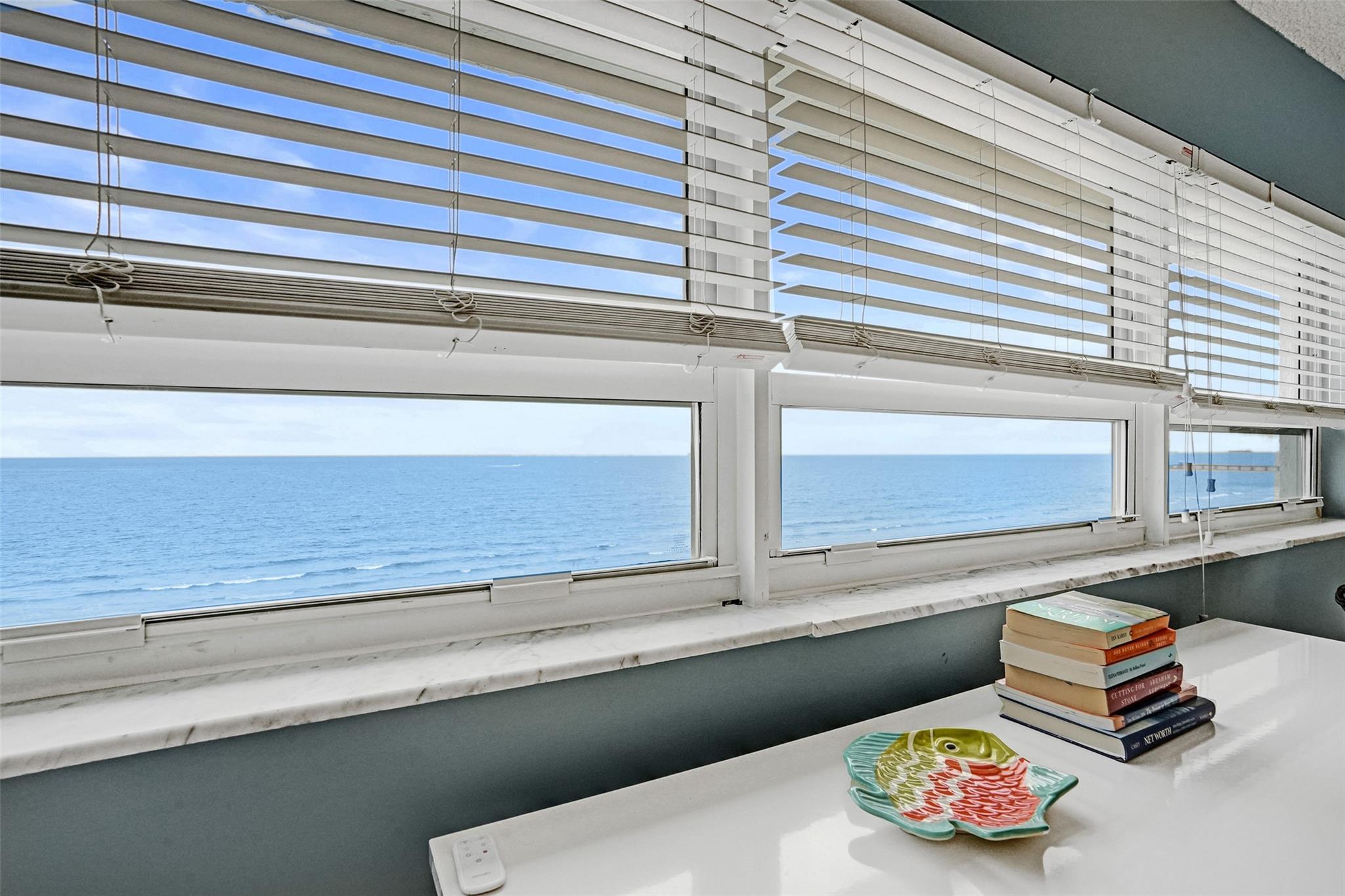 Tha Residence Condo - Residential